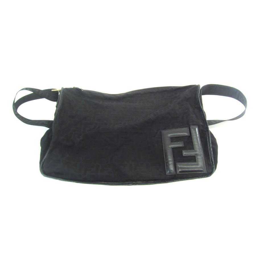FENDI フェンディ ズッキーノ ブラック ショルダーバッグ FF ズッカ 黒 