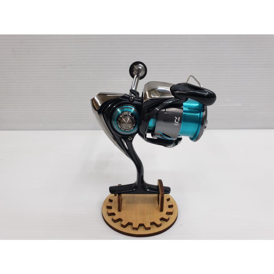 DAIWA（ダイワ） スピニングリール 24エメラルダス X LT2500-DH 箱あり