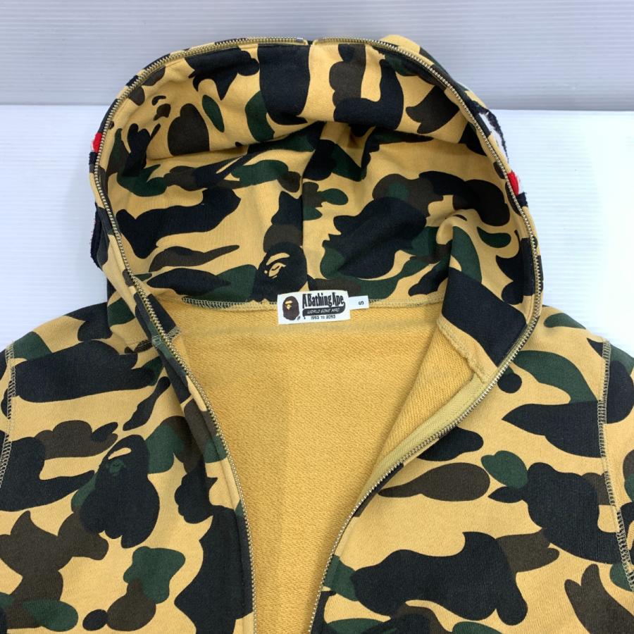 A BATHING APE アベイシングエイプ SHARK FULL ZIP HOODIE A BATHING APE アベイシングエイプ SHARK FULL ZIP HOODIE
