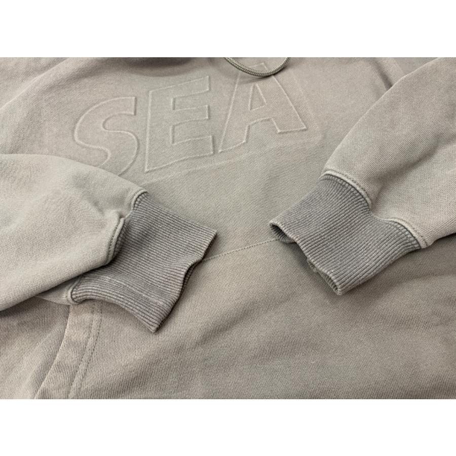 WIND AND SEA（ウィンダンシー） EMBOSSED HOODIE エンボスロゴ