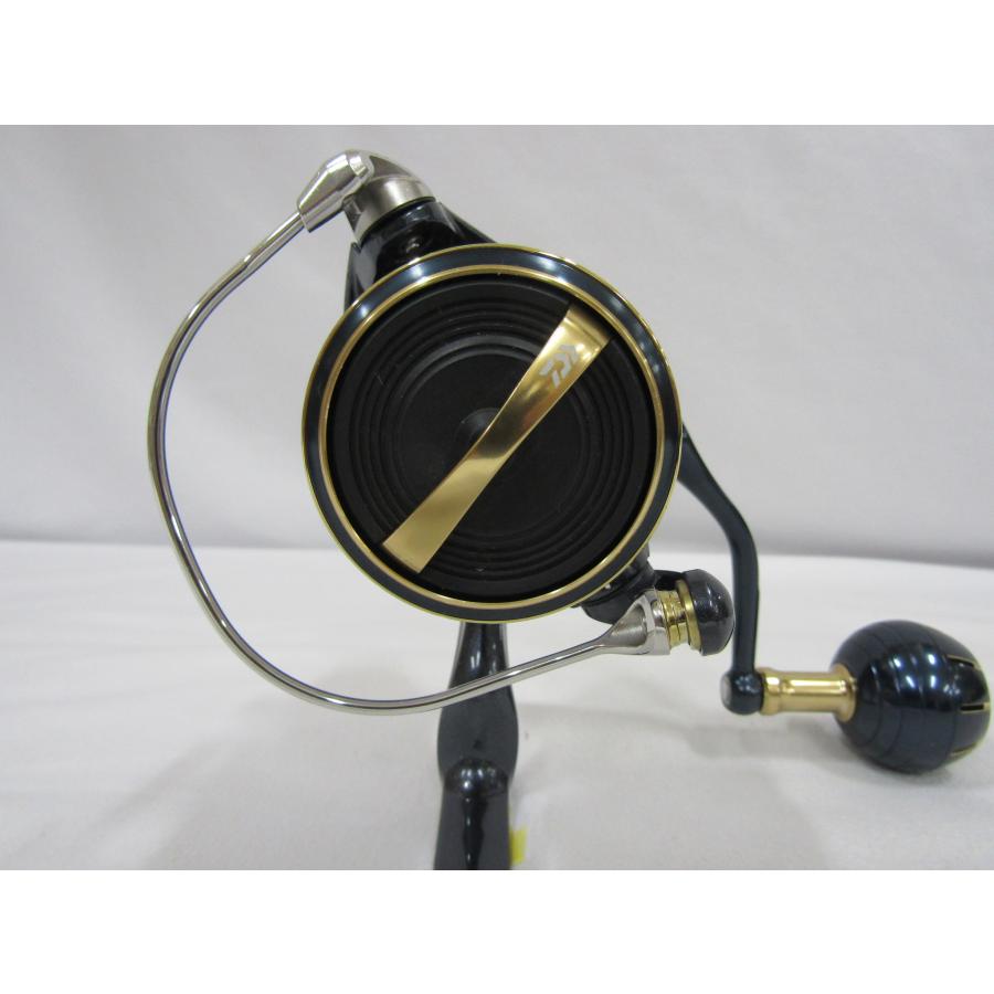 DAIWA（ダイワ） スピニングリール 23ソルティガ 4000-XH オフショア