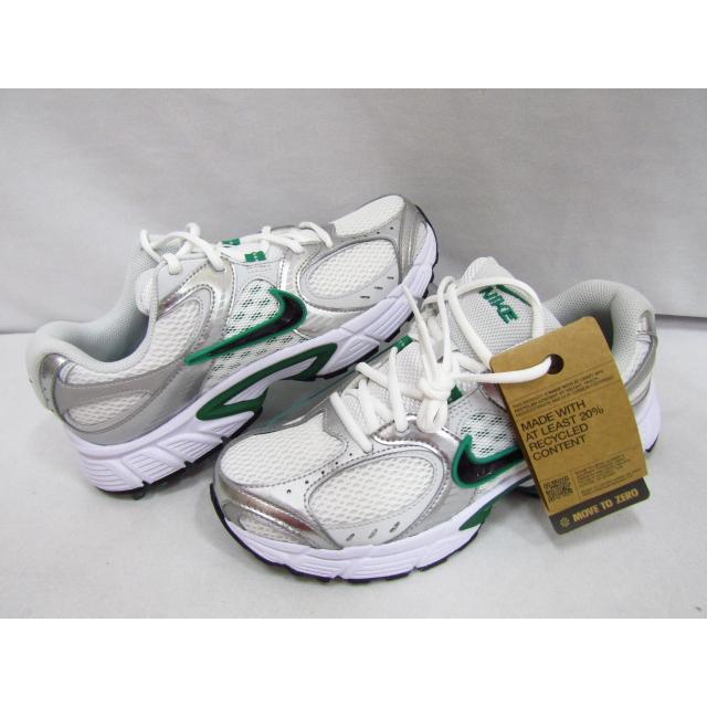 NIKE（ナイキ） 未使用 NIKE V5 RNR HJ5228-100 スニーカー ホワイト 