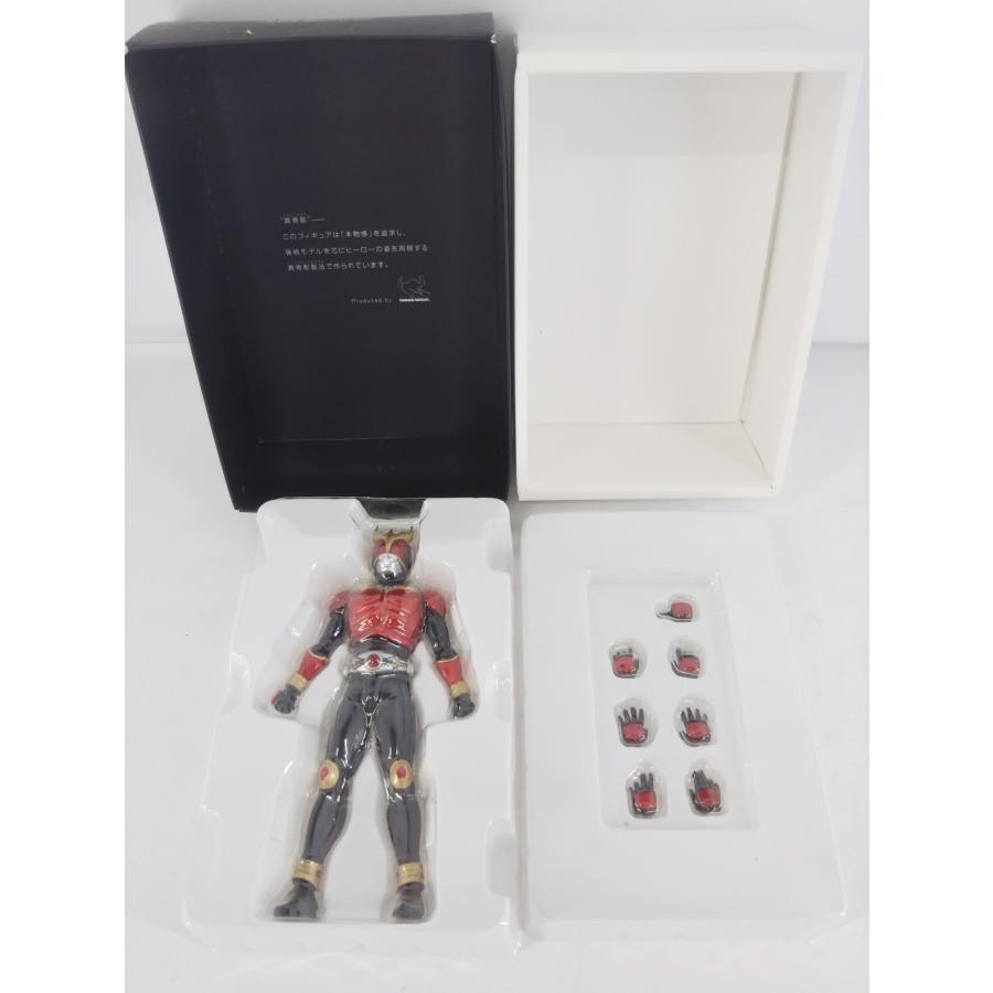 S.H.Figuarts (真骨彫製法) 仮面ライダークウガ マイティフォーム 説明書無し フィギュア_3