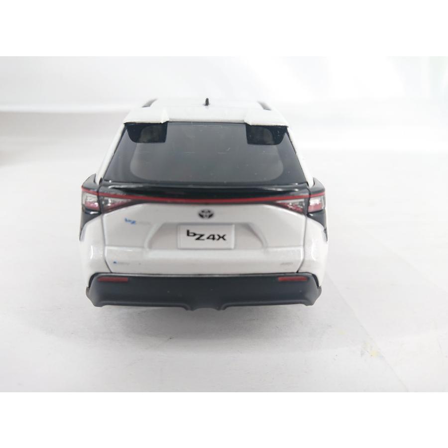 トヨタ（TOYOTA） 新型bZ4X ビーズィーフォーエックス SUV ミニカー