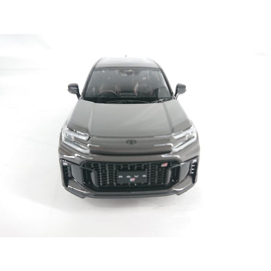トヨタ（TOYOTA） RAV4 GR SPORT アーバンロック 1/30色見本ミニカー