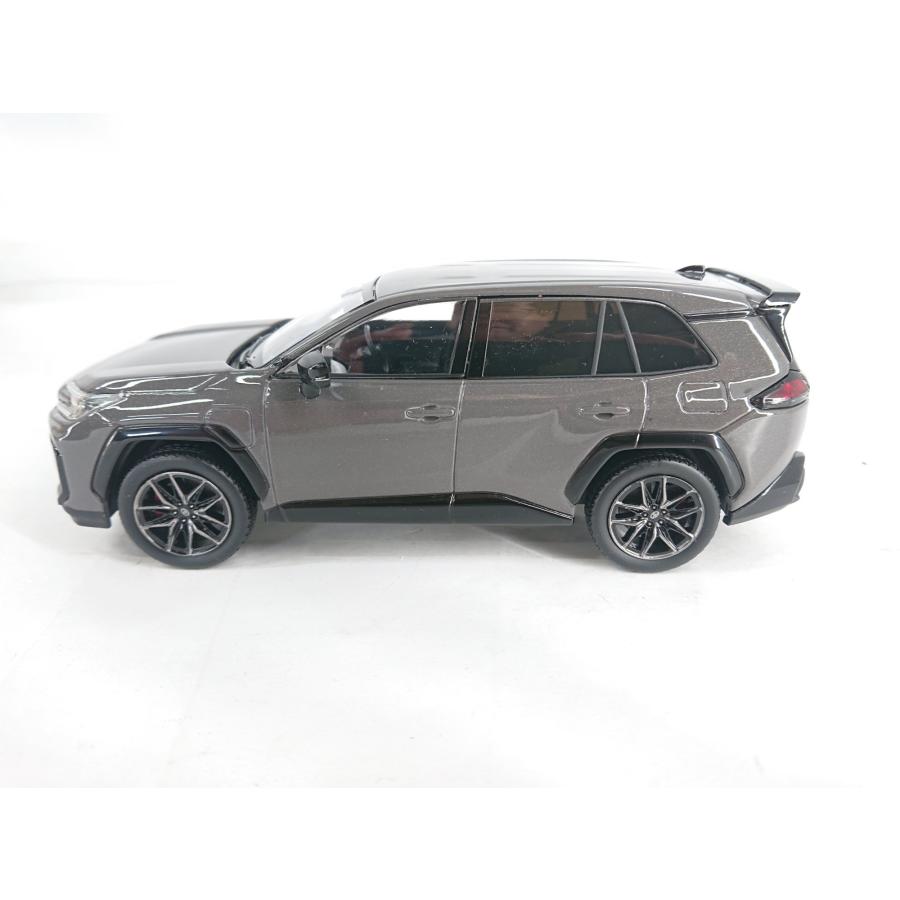 トヨタ（TOYOTA） RAV4 GR SPORT アーバンロック 1/30色見本ミニカー