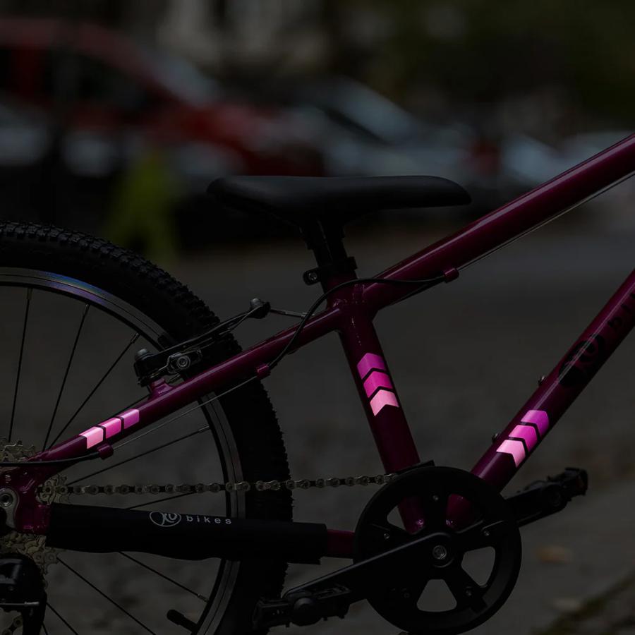 REFLECTIVE BERLIN リフレクティブベルリン SHAPE シェイプ シリーズ CHEVRONS シェブロンズ space スペース リフレクター 反射 子供 安全 |  | 02