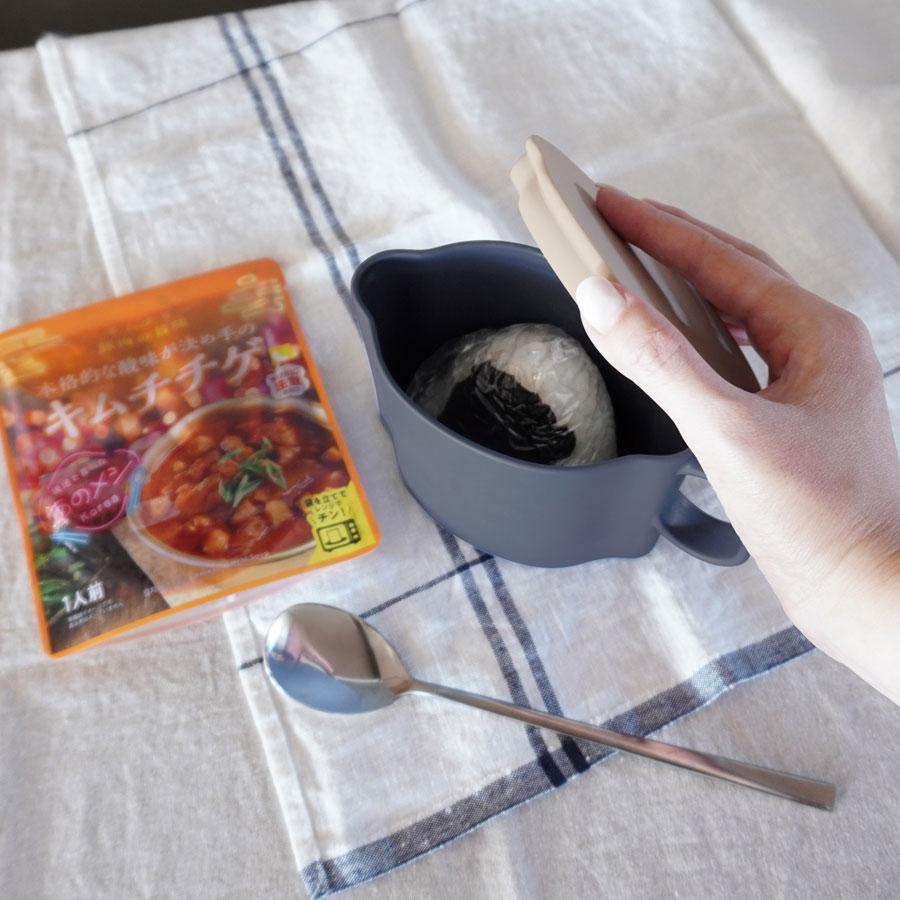 電子レンジOK パウチ専用 ミールマグ MEAL MUG maag. 耐熱マグカップ  蓋付き  食器洗浄機対応 時短 食事 完結 皿不要 持ちやすいハンドル付 【管理栄養士監修】 |  | 05