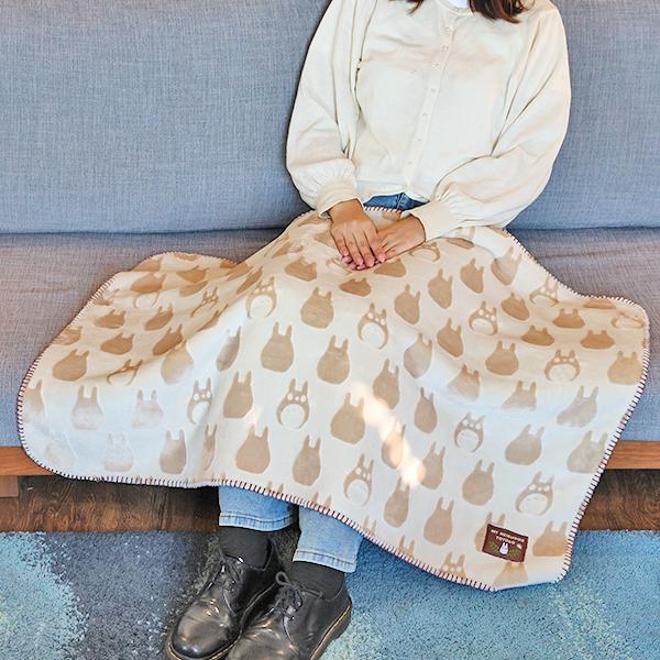 11月上旬入荷予定 となりのトトロ ブランケット ひざ掛け お買い得２枚セット |  | 03