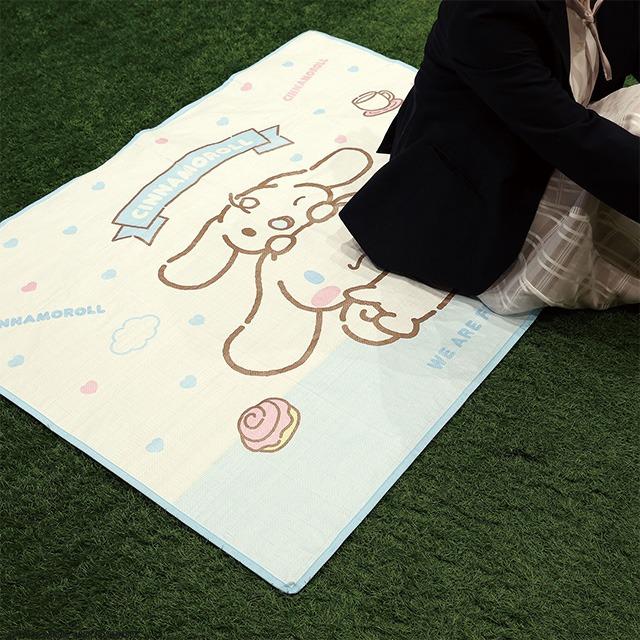 レジャーシート 90×120cm シナモロール シナモンとおともだち ネコポス対応品 432671 |  | 03