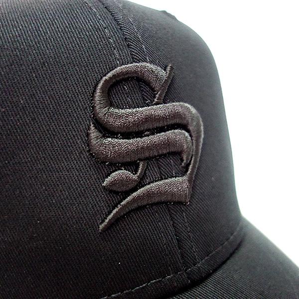 スロブ デザイン ロー キャップ ブラック レタード ロゴ 帽子