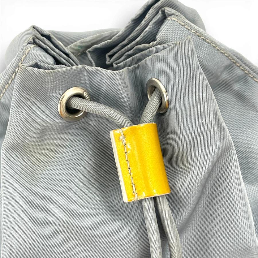 PRADA（プラダ） ブルー ナイロン 巾着 ミニポーチ : tibi TRUNK