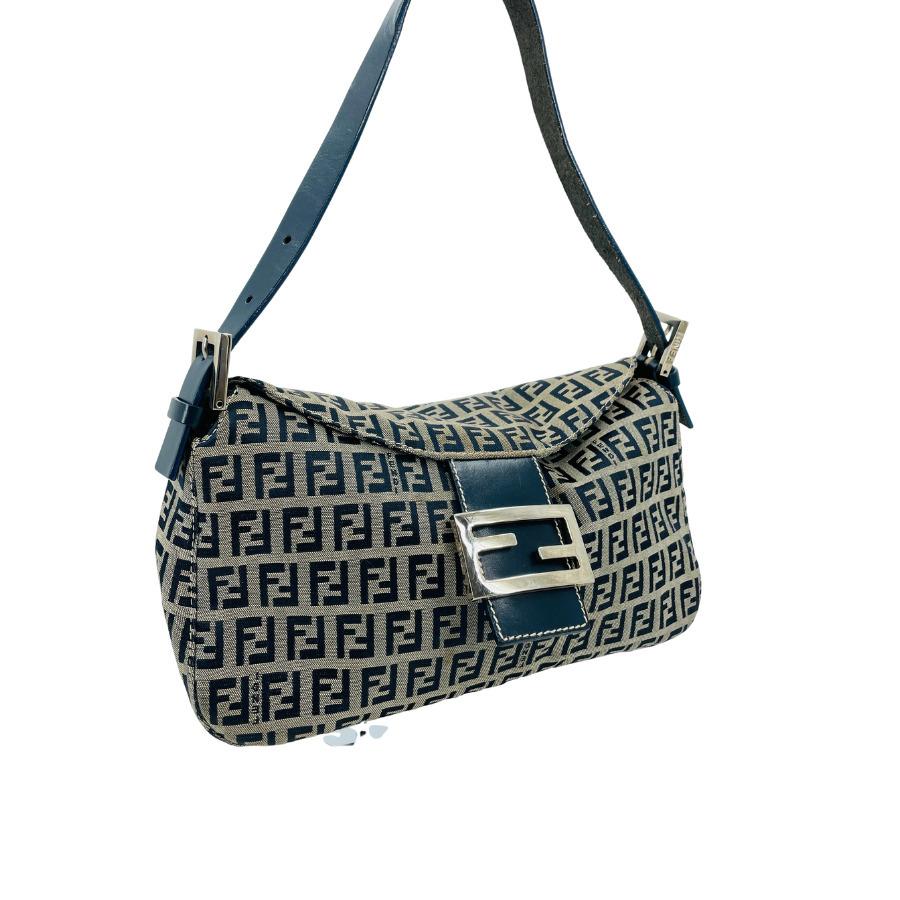 FENDI フェンディ ズッキーノ マンマバケット ショルダーバッグ ワン 