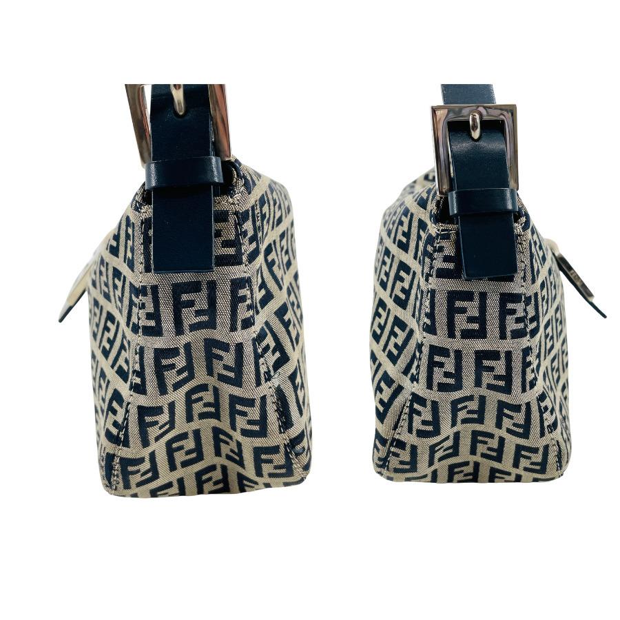 FENDI フェンディ ズッキーノ マンマバケット ショルダーバッグ ワン 