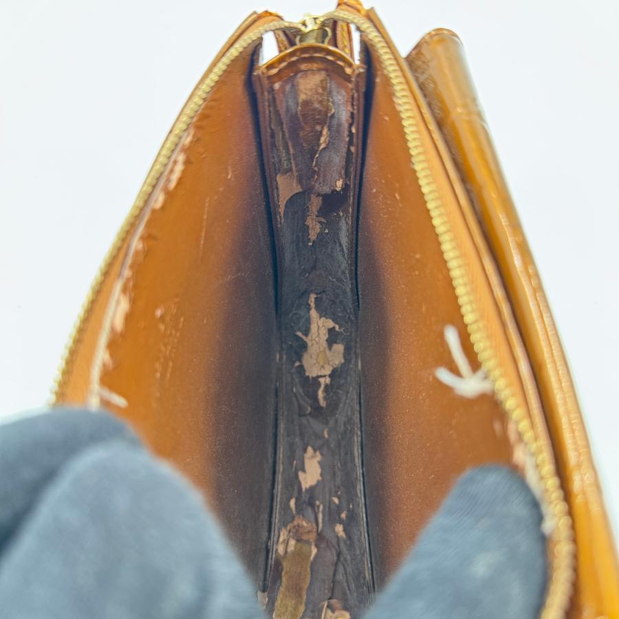 LOUIS VUITTON（ルイ・ヴィトン） モノグラム・ヴェルニ モット 