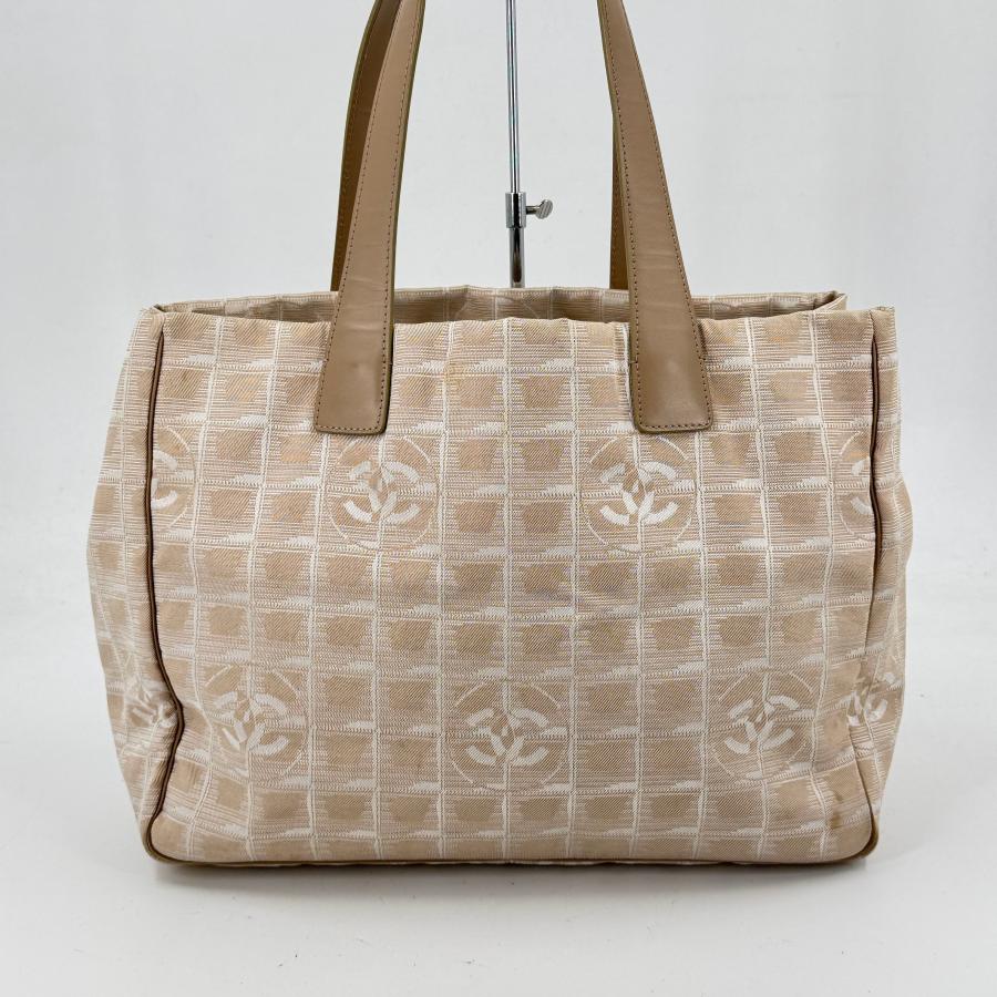CHANEL シャネル　ココマークニュートラベルライン　キャンバス×レザー CHANEL（シャネル） ニュートラベルライン ナイロン ジャカード