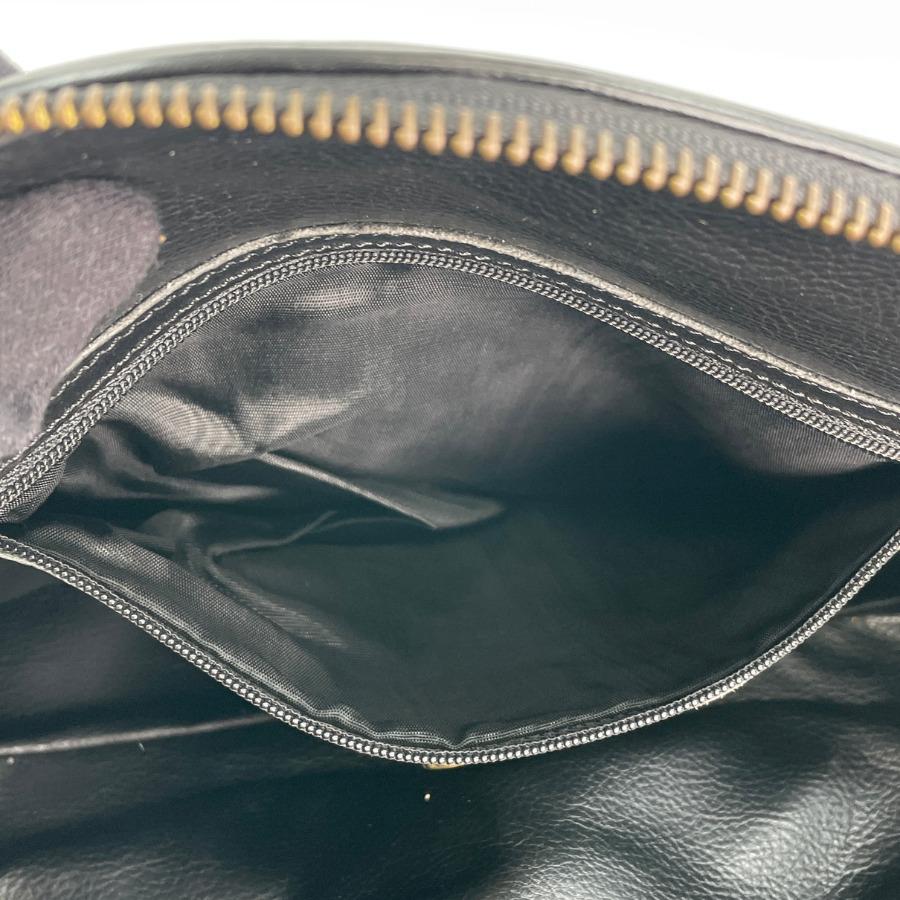 フェンディ　FENDI　ハンドバッグ　レザー