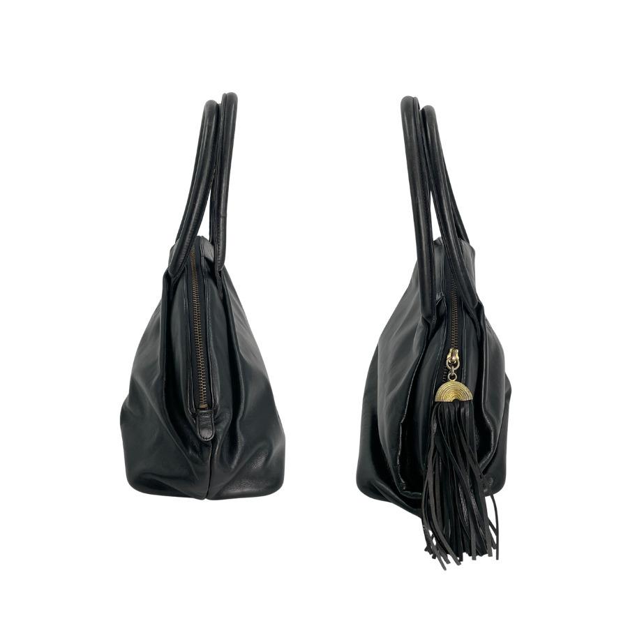 フェンディ　FENDI　ハンドバッグ　レザー