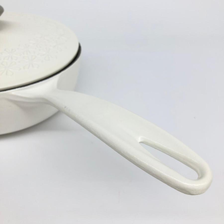 LE CREUSET ルクルーゼ ソーシエ 片手鍋 21cm 蓋つき ホワイト LE CREUSET ルクルーゼ ソーシエ 片手鍋 21cm 蓋つき ホワイト