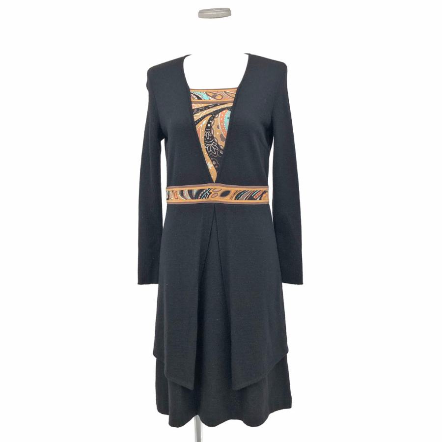 レオナールのワンピースサイズ42黒系