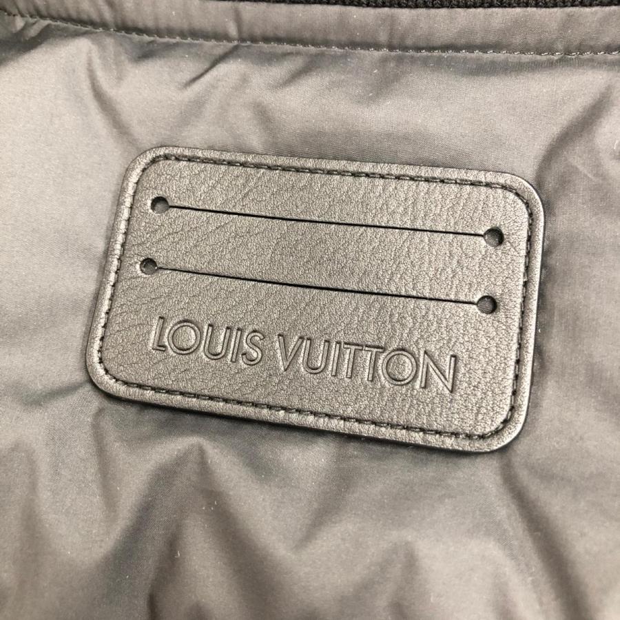 LOUIS VUITTON ルイヴィトン リバーシブル モノグラム ダウン LOUIS VUITTON ルイヴィトン リバーシブル モノグラム ダウン
