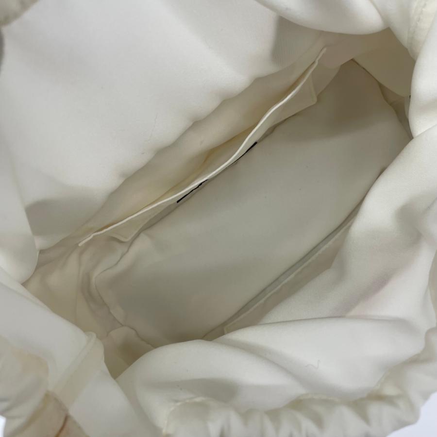 TOCCA トッカ ハンドバッグ 美品 ホワイト/ブラウン 花柄 かご TOCCA トッカ ハンドバッグ 美品 ホワイト/ブラウン 花柄 かご