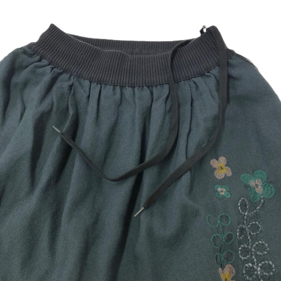 M.&KYOKO エム&キョウコ 佐藤繊維 ロング刺繍 スカート 未使用品 M.&KYOKO エム&キョウコ 佐藤繊維 ロング刺繍 スカート 未使用品