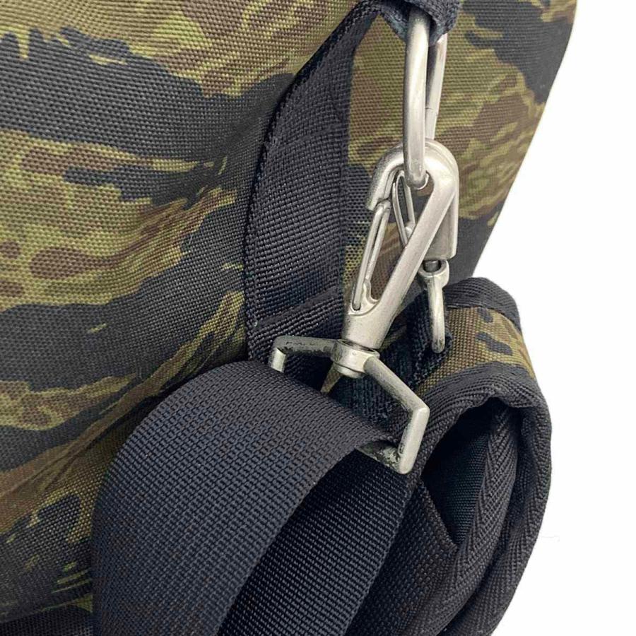 STUSSY ステューシー 2WAYバッグ カーキ ナイロン カモフラ柄 STUSSY ステューシー 2WAYバッグ カーキ ナイロン カモフラ柄