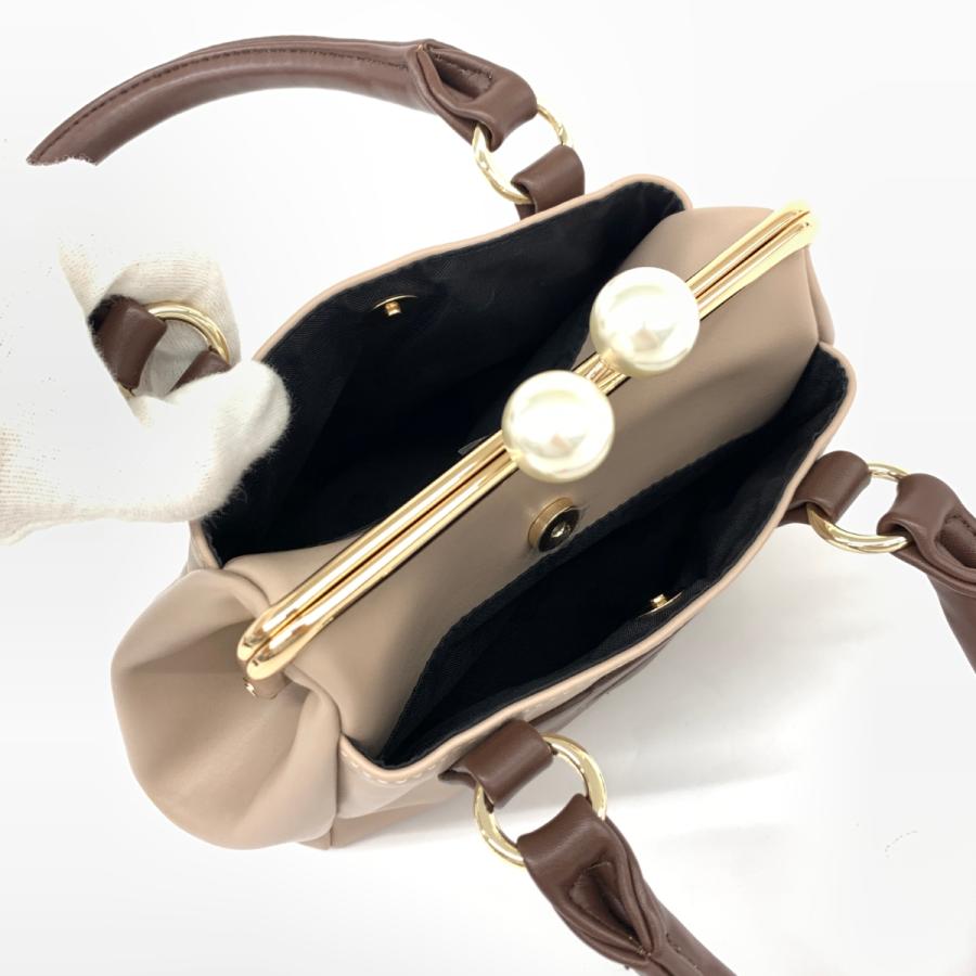 MARY QUANT マリークワント がま口ハンドバッグ 良好 ベージュ MARY QUANT マリークワント がま口ハンドバッグ 良好 ベージュ