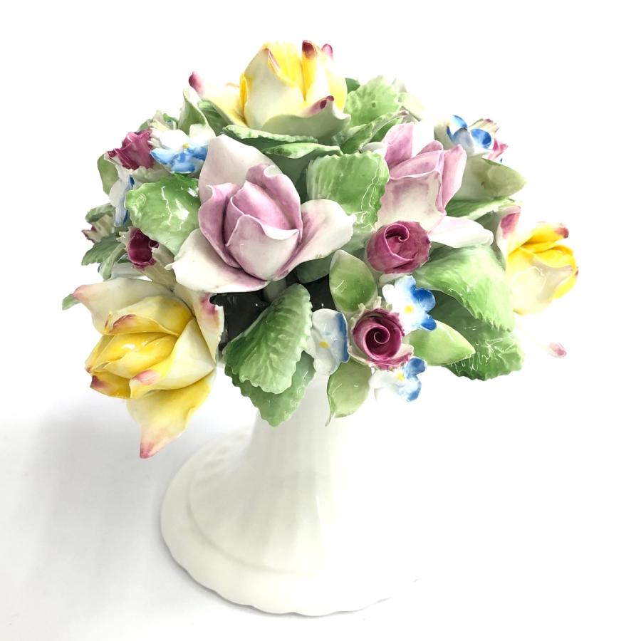 ロイヤルドルトン 陶花 置物