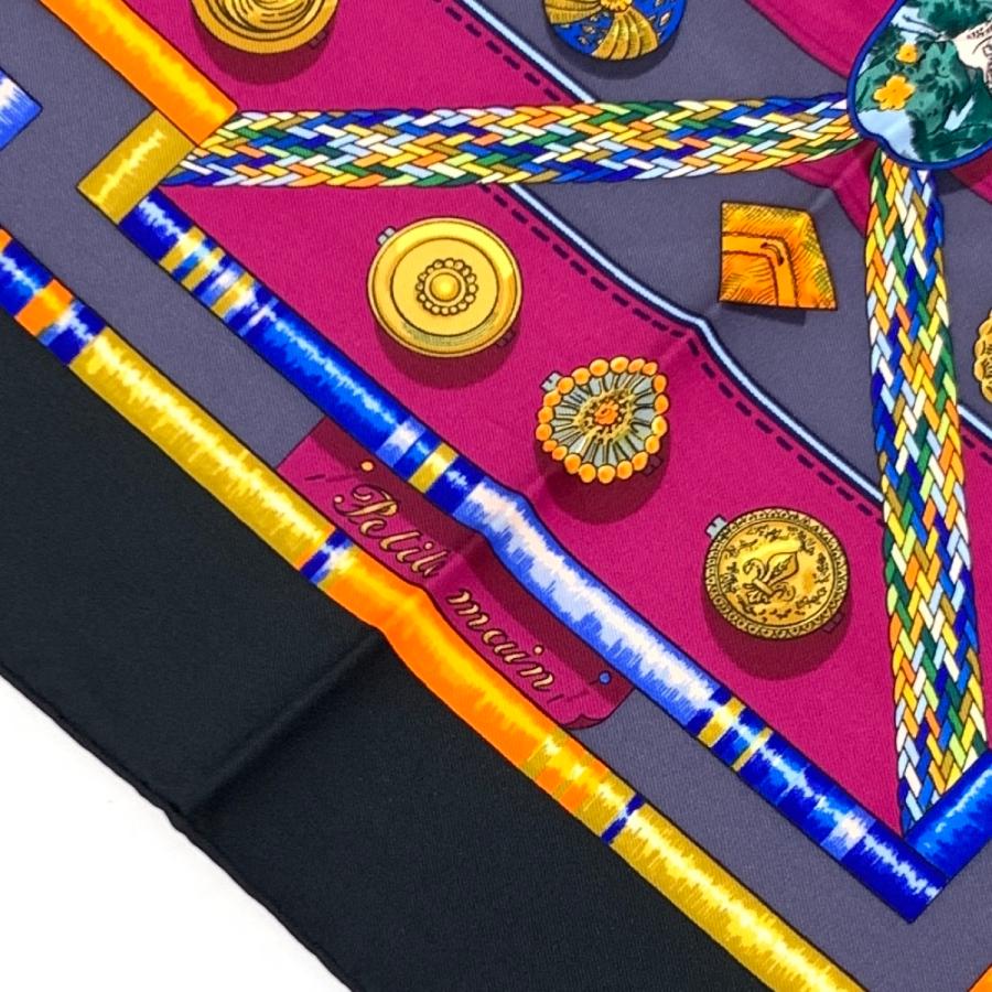 HERMES エルメス カレ90 PELITE MAIN スカーフ 美品 ブラック HERMES エルメス カレ90 PELITE MAIN スカーフ 美品 ブラック