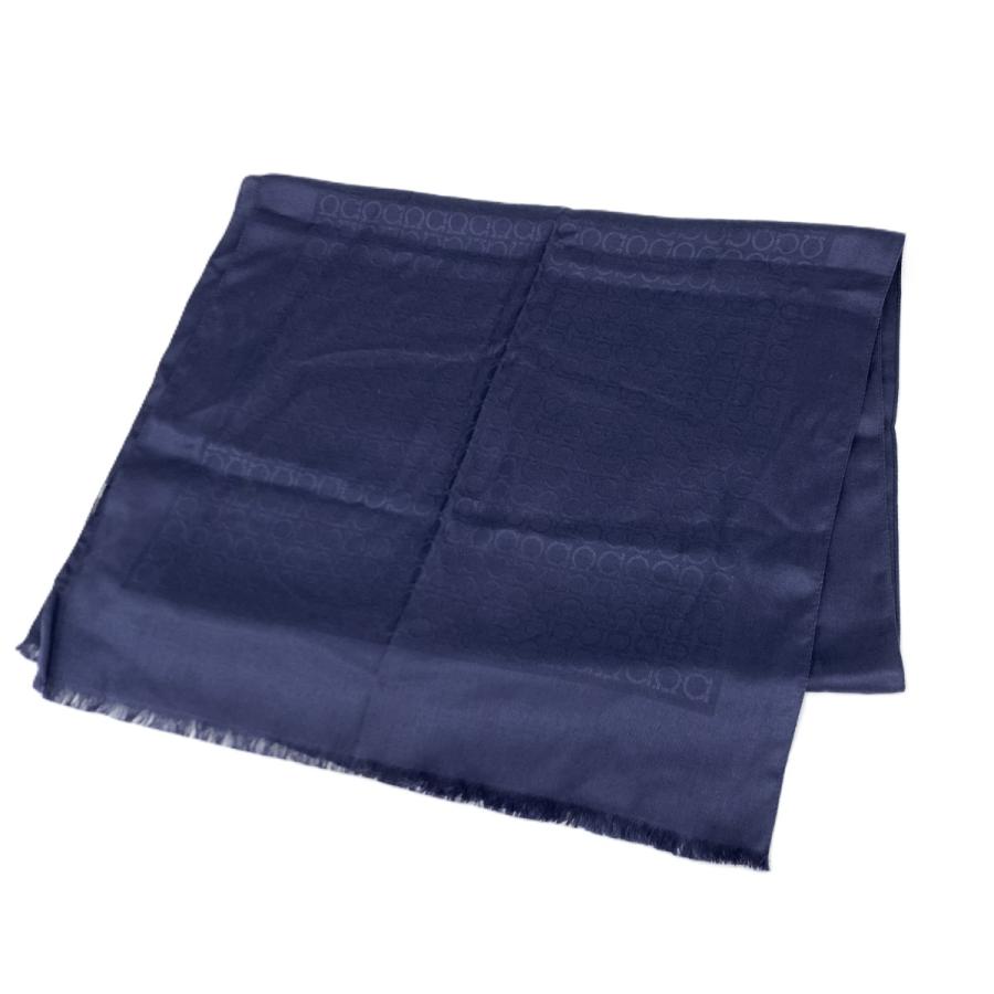 サルバトーレフェラガモネイビーストール