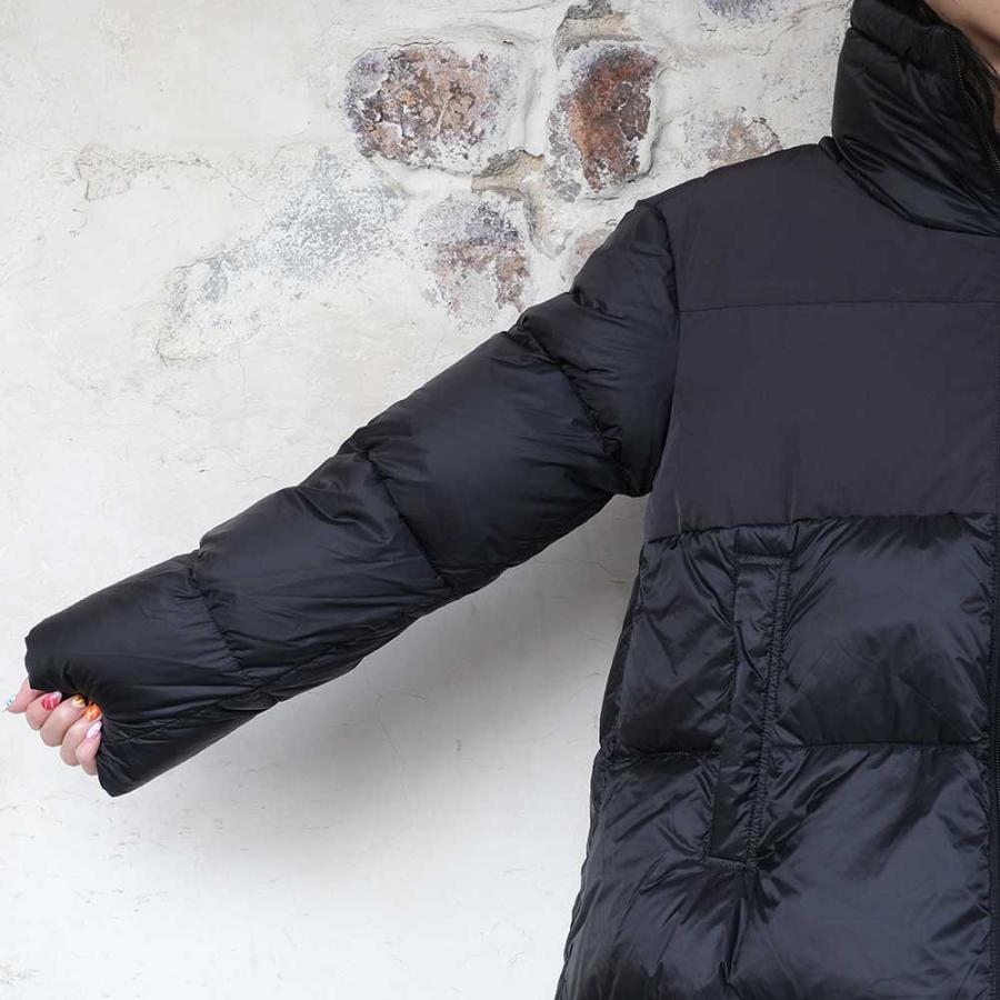 DUVETICA ドゥペティカ　ダウンジャケット DUVETICA デュベティカ ダウンジャケット フーデッド アウター