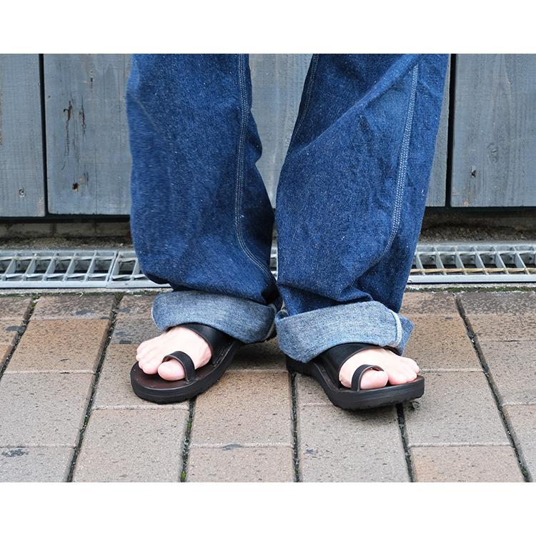 靴 JUTTA NEUMANN Alice Black Latigo ユッタニューマン JUTTA NEUMANN ALICE アリス レザーサンダル