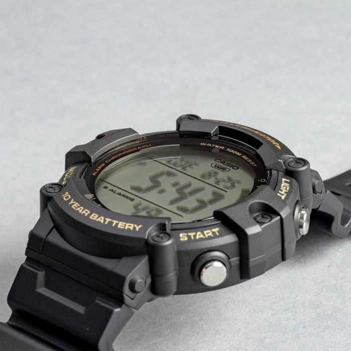 スタンダード デジタル CASIO STANDARD カシオ AE-1500WHX-1A 腕時計 