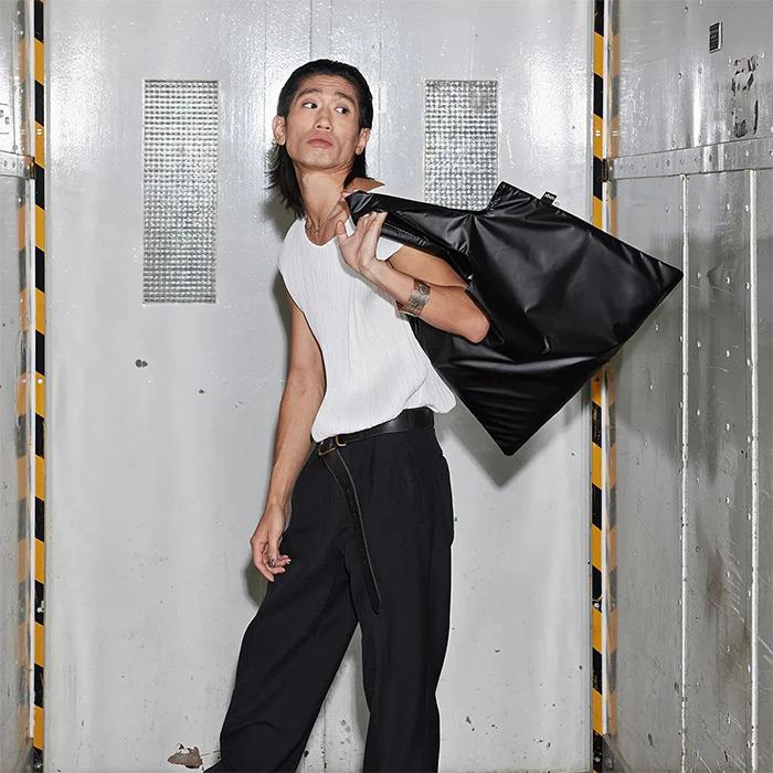lilLillyメタリックBAG☆新品 lilLillyメタリックBAG☆新品