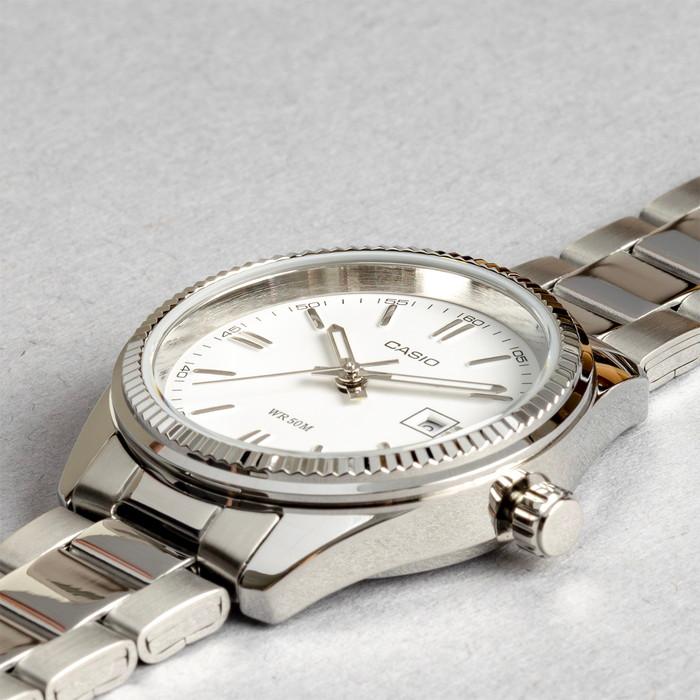 CASIO STANDARD WOMEN カシオ LTP-1302D 腕時計 時計 ブランド レディース チープカシオ チプカシ アナログ 日付 日本未発売 ギフト プレゼントの画像