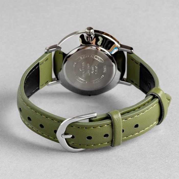 スタンダード（CASIO） 海外正規品 10年保証 日本未発売 CASIO