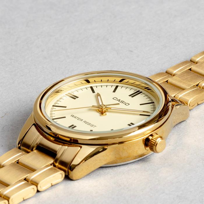 CASIO STANDARD WOMEN カシオ LTP-V005G-9A 腕時計 時計 ブランド レディース アナログ チープカシオ チプカシ 日本未発売 ギフト プレゼントの画像