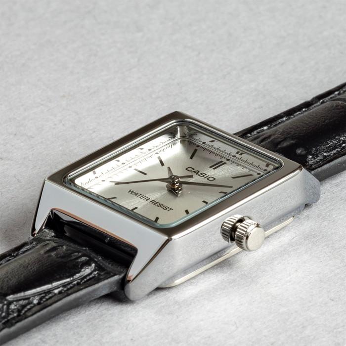 スタンダード（CASIO） 海外正規品 10年保証 日本未発売 CASIO