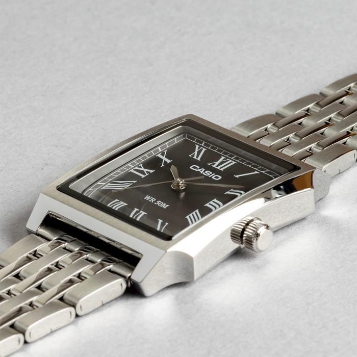 スタンダード（CASIO） 海外正規品 10年保証 日本未発売 CASIO