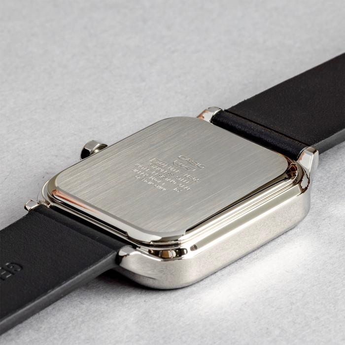 スタンダード（CASIO） 新品電池交換済 海外正規品 10年保証 日本未