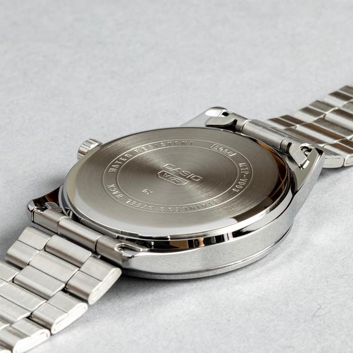CASIO STANDARD MENS カシオ MTP-VD03D 腕時計 時計 ブランド メンズ レディース チープカシオ チプカシ アナログ 日付 日本未発売 ギフト プレゼントの画像