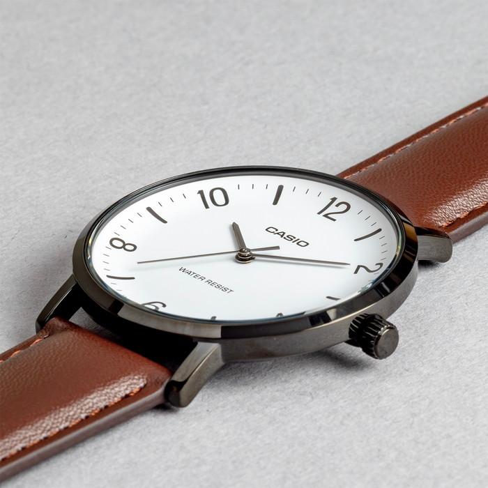 スタンダード（CASIO） 海外正規品 10年保証 日本未発売 CASIO