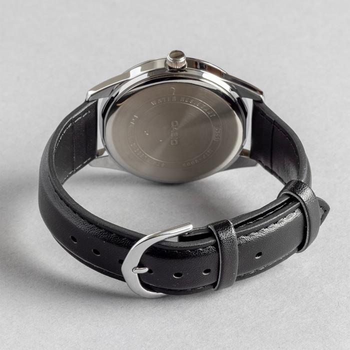 スタンダード（CASIO） 並行輸入品 10年保証 日本未発売 CASIO