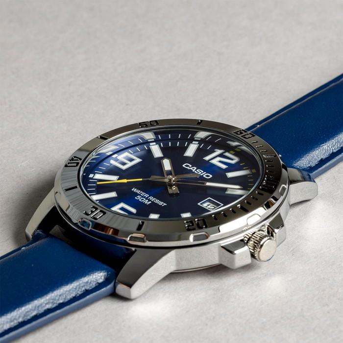 スタンダード（CASIO） 海外正規品 10年保証 日本未発売 CASIO