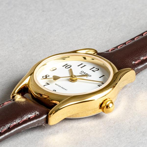 スタンダード（CASIO） 海外正規品 10年保証 日本未発売 CASIO