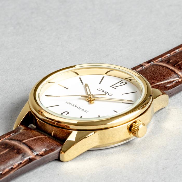 スタンダード（CASIO） 並行輸入品 10年保証 日本未発売 CASIO