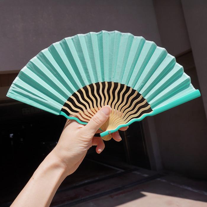 西川庄六商店 UNEUNE ウネウネ 扇子 ブランド 無地 カラフル 箱付き