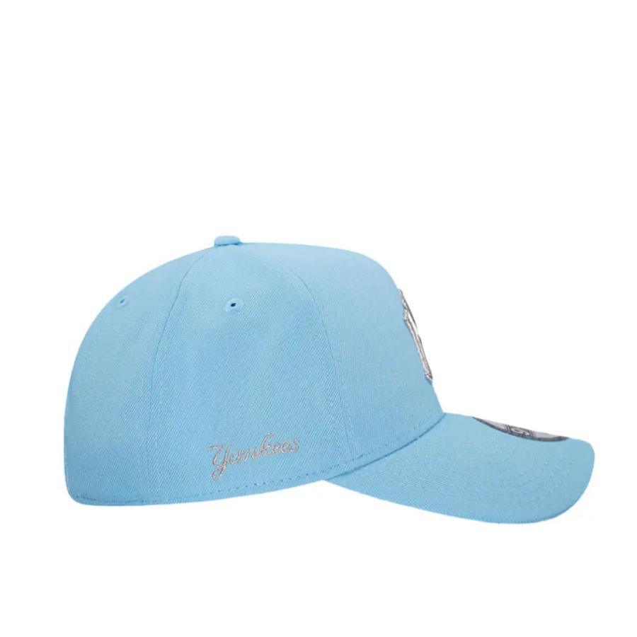 NEW ERA（ニューエラ） NYヤンキース メタリックロゴ スナップバック